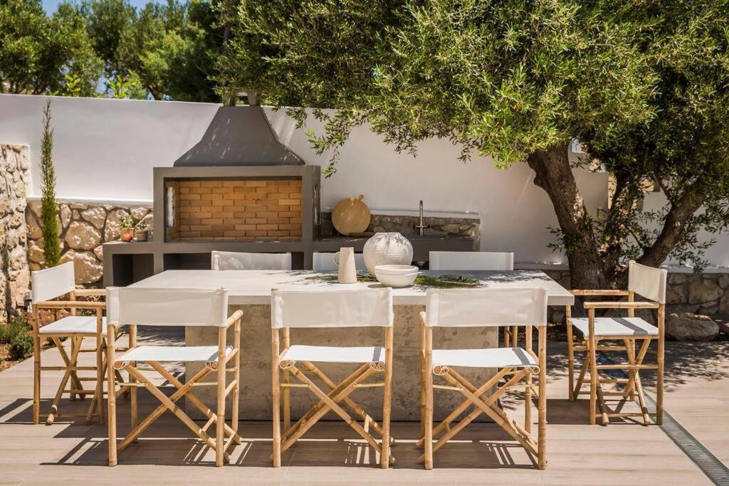 Lourdas White Villa Lourdata  Dış mekan fotoğraf