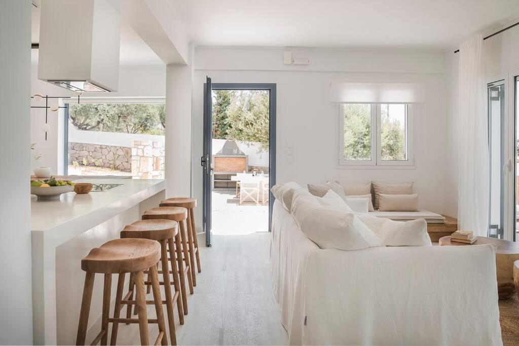 Lourdas White Villa Lourdata  Dış mekan fotoğraf
